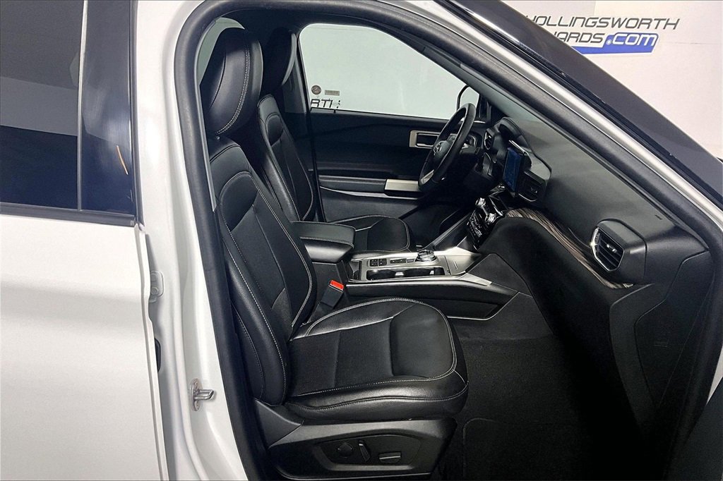 Certified 2024 Ford Explorer Limited image 7