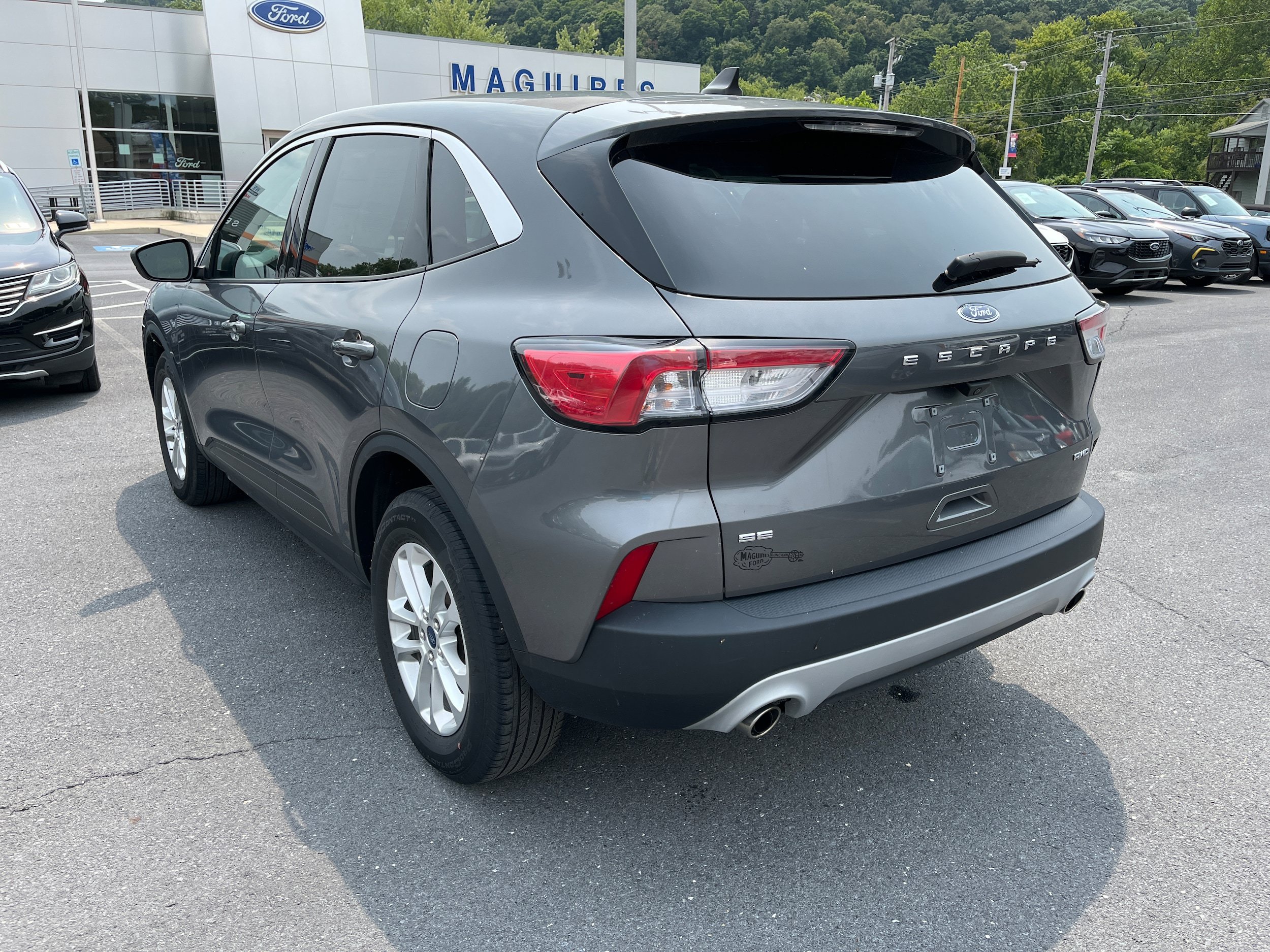 Certified 2022 Ford Escape SE AWD/4WD image 11