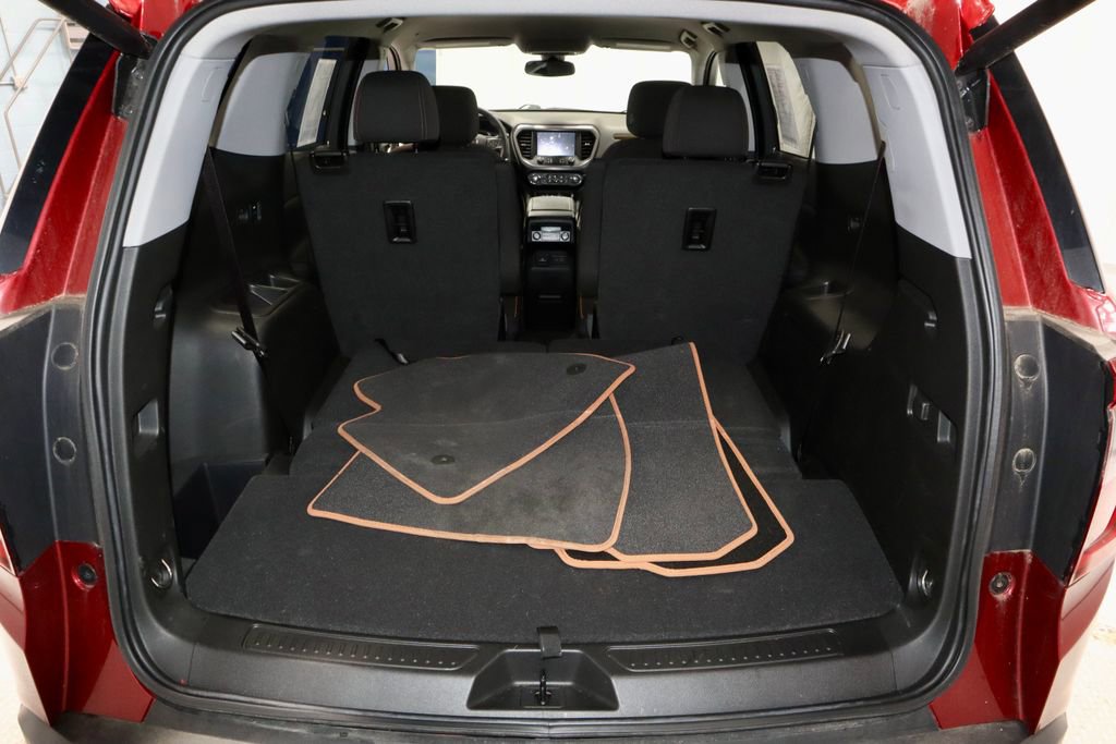 Used 2023 GMC Acadia AT4 image 14