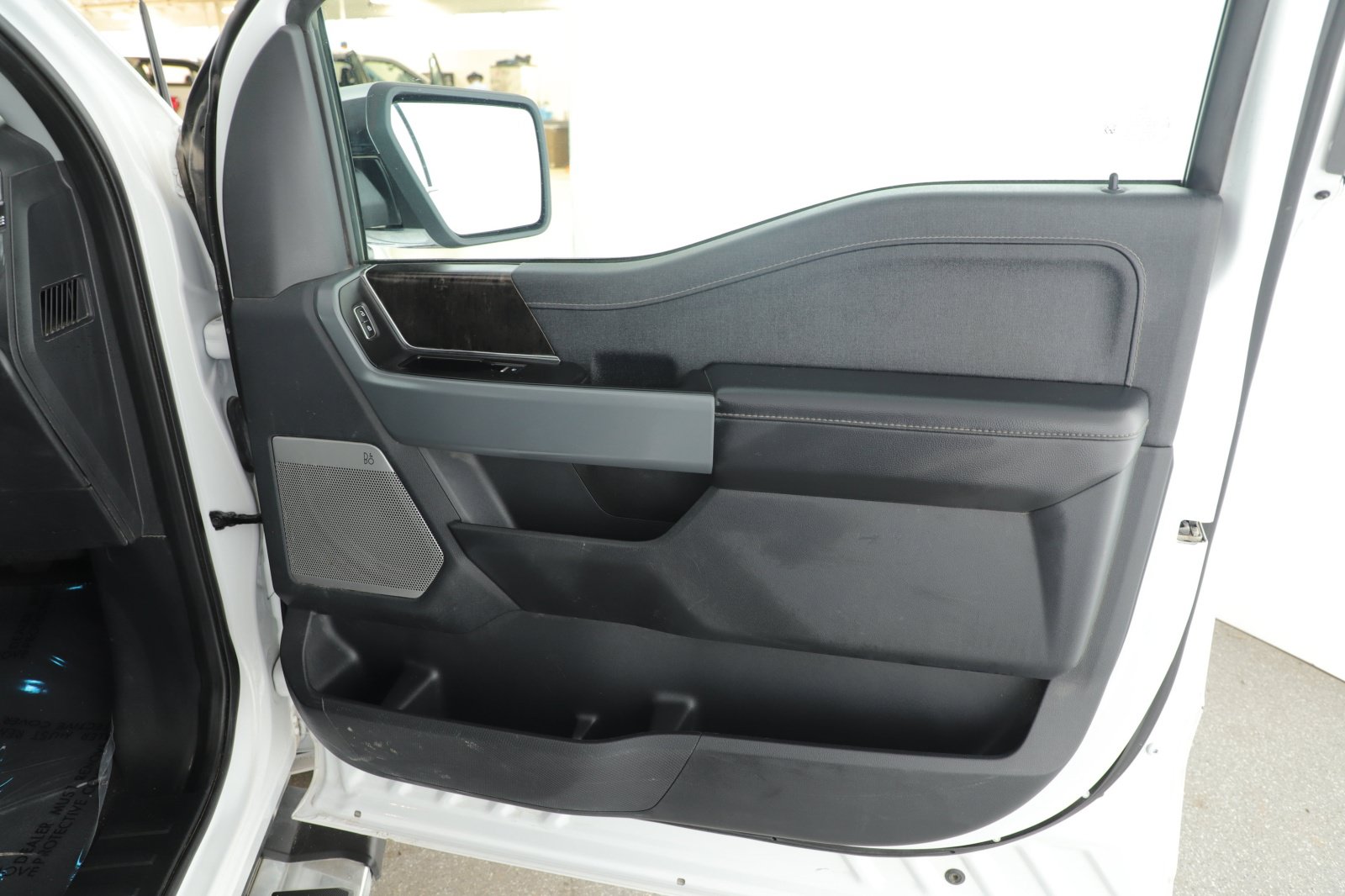 Certified 2023 Ford F150 Lariat AWD/4WD image 11