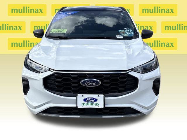 Certified 2023 Ford Escape ST-Line w/ Tech Pack #1 image 12