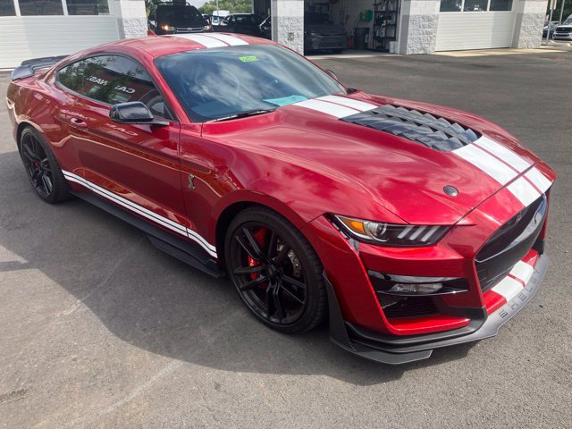 Certified 2021 Ford Mustang Shelby GT500 w/ Technology Package RWD image 5