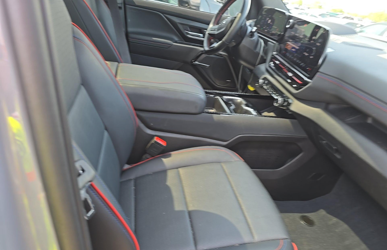 Used 2025 Chevrolet Silverado EV RST AWD/4WD image 10