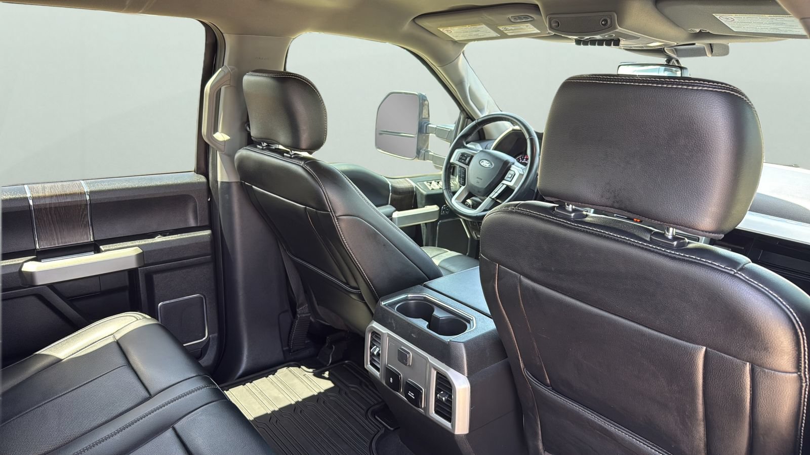Certified 2021 Ford F350 Lariat w/ Lariat Ultimate Package AWD/4WD image 29