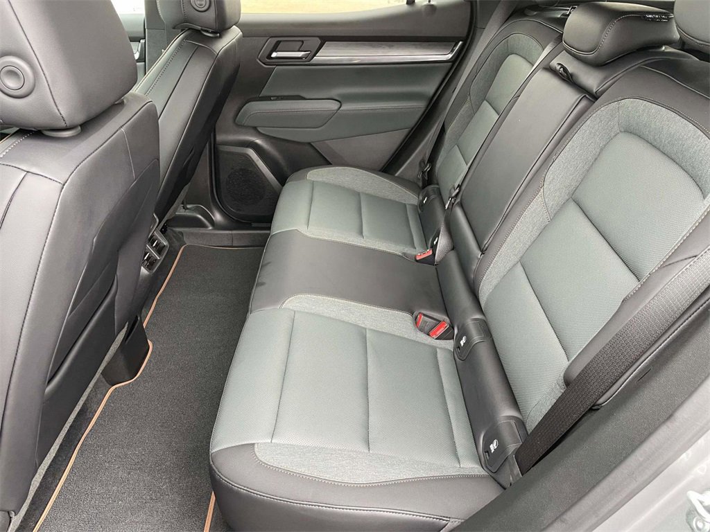 Used 2026 GMC Terrain AT4 image 12