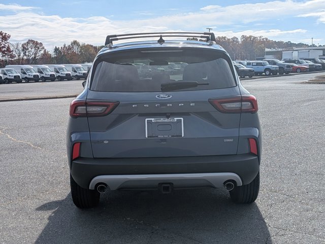 Certified 2024 Ford Escape SE w/ PHEV Premium Package image 4