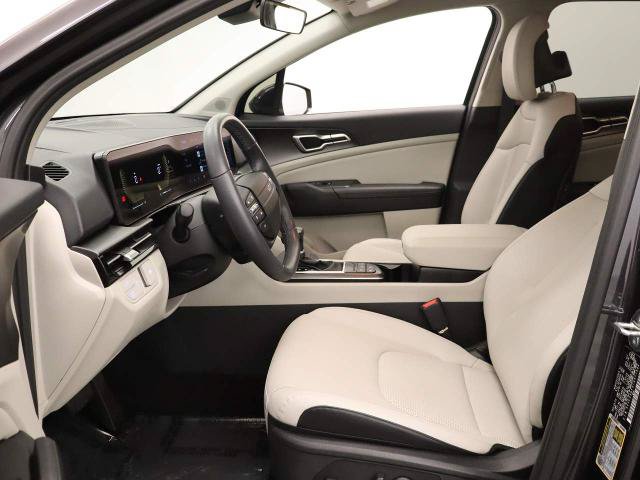 Used 2026 Kia Sportage EX FWD image 37