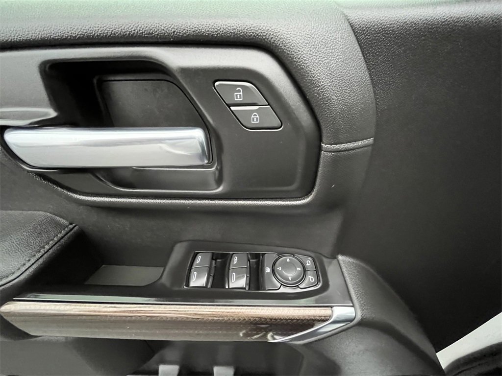 Used 2020 Chevrolet Silverado 1500 LT w/ All-Star Edition image 19