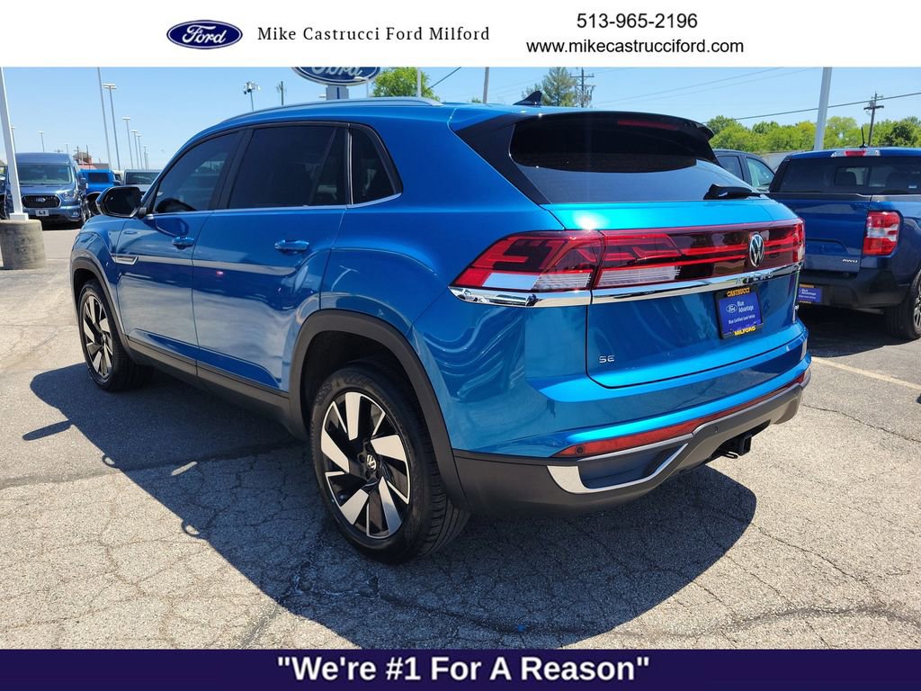 Used 2024 Volkswagen Atlas Cross Sport SE AWD/4WD image 3