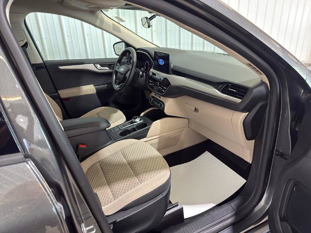 Certified 2020 Ford Escape SE AWD/4WD image 30