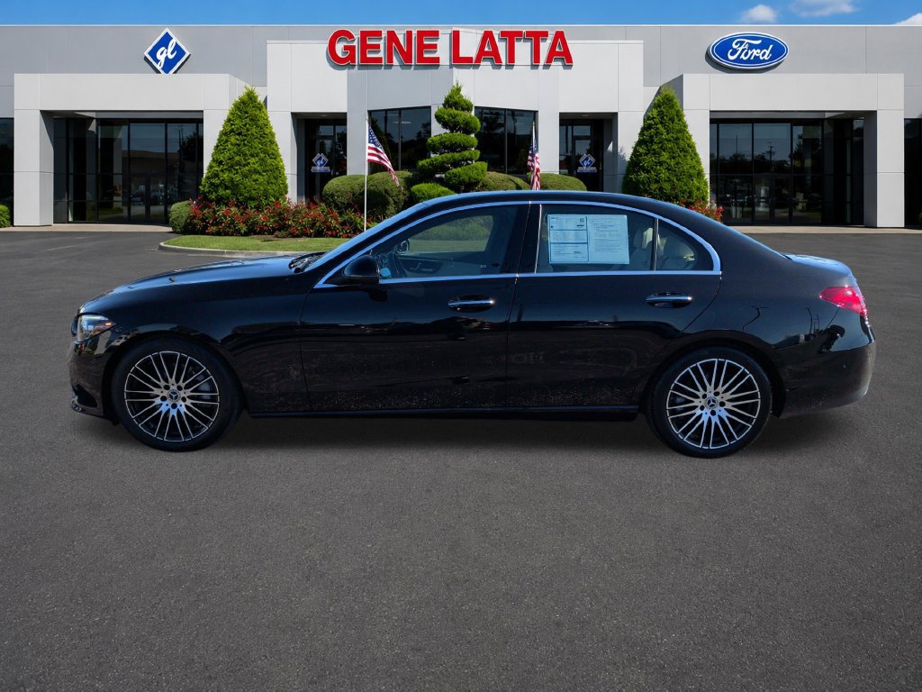 Used 2023 Mercedes-Benz C 300 4MATIC Sedan image 4