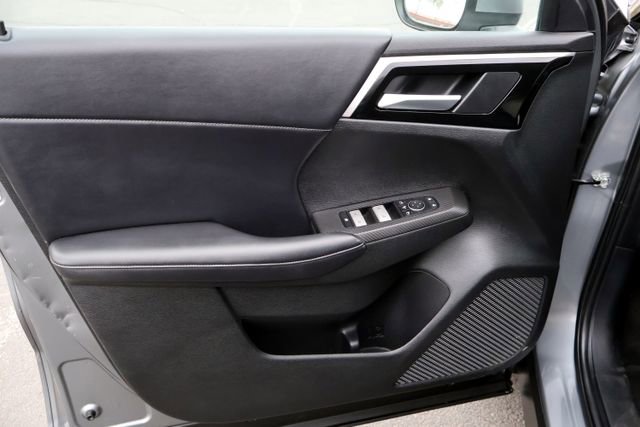 Used 2024 Mitsubishi Outlander SE image 30