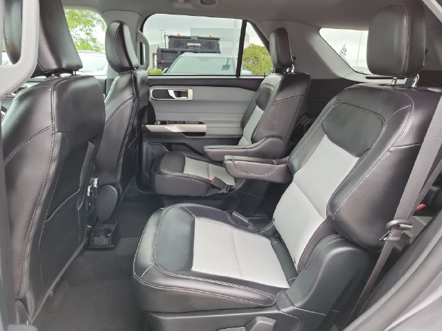 Certified 2023 Ford Explorer XLT w/ Equipment Group 202A AWD/4WD image 16