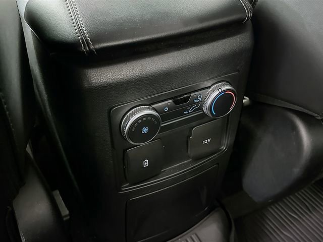 Certified 2022 Ford Explorer XLT w/ Equipment Group 202A image 31