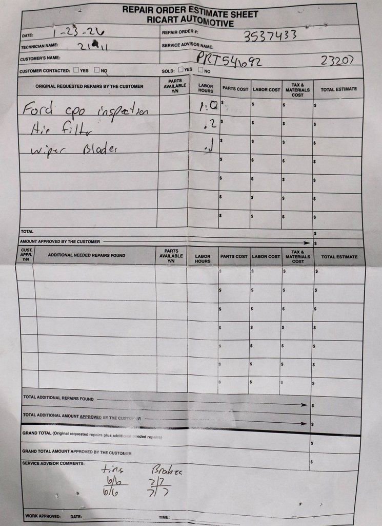 Used 2025 Chevrolet Trax LT w/ Driver Confidence Package image 5