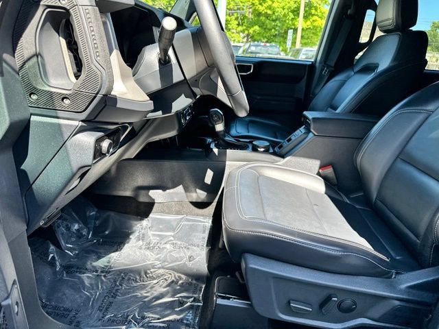 Certified 2025 Ford Bronco Outer Banks w/ Sasquatch Package AWD/4WD image 25