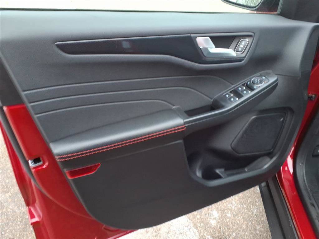 Certified 2023 Ford Escape ST-Line w/ Tech Pack #1 image 13