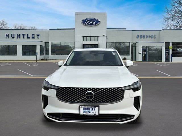 Used 2025 Volvo XC90 B6 Plus AWD/4WD image 2