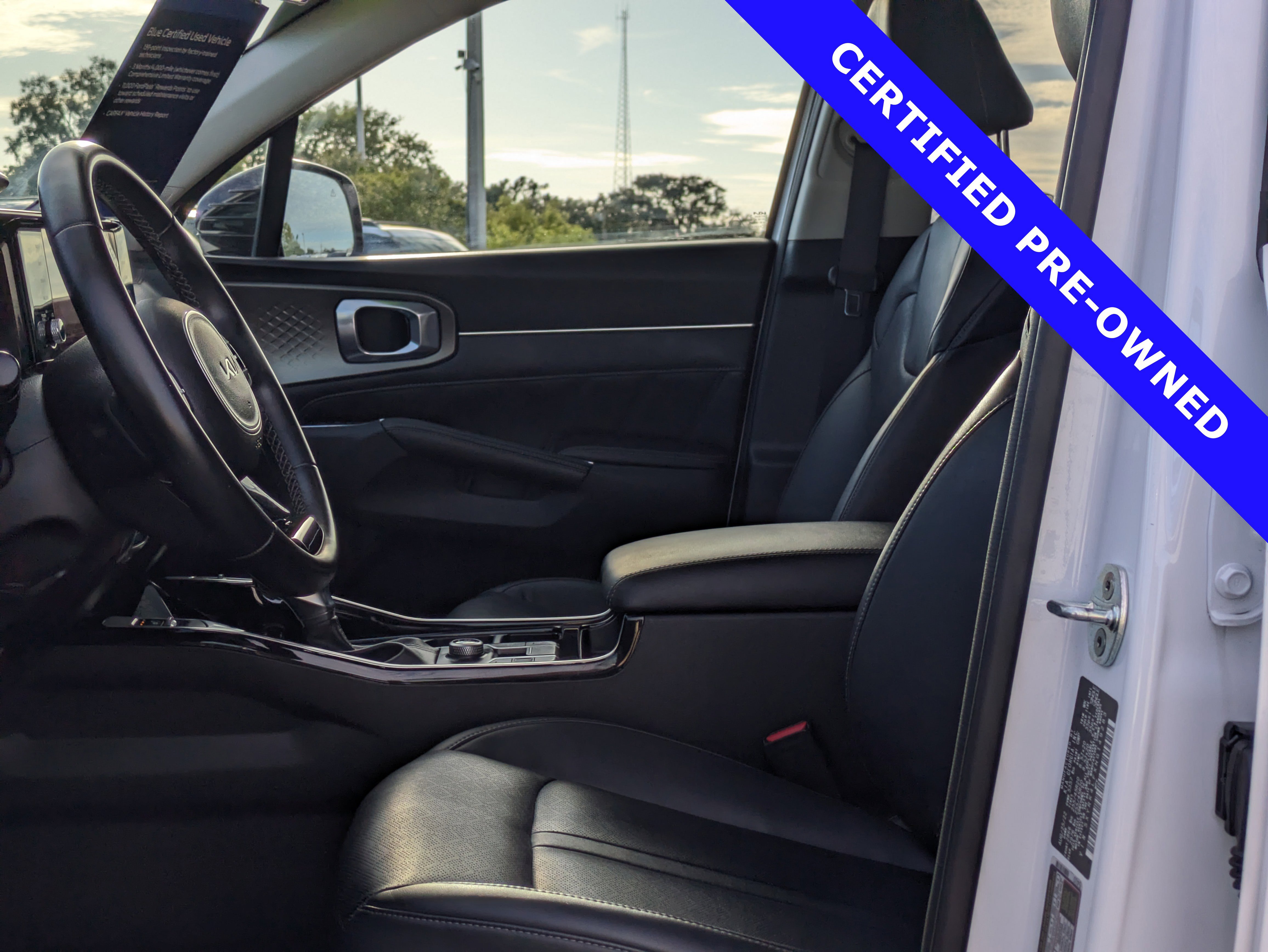 Used 2022 Kia Sorento SX image 21