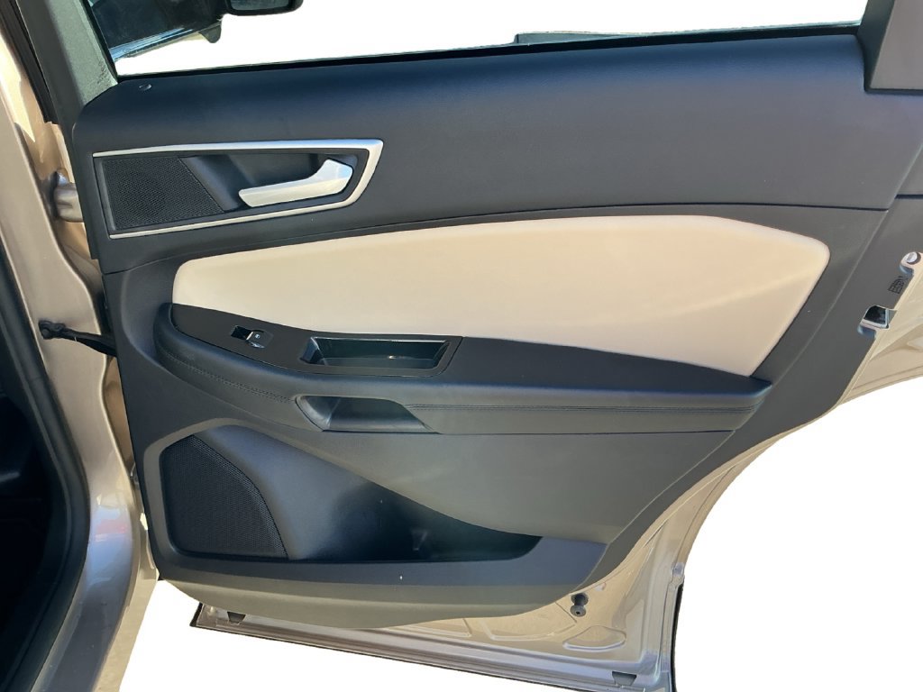 Certified 2020 Ford Edge SEL w/ Convenience Package FWD image 28
