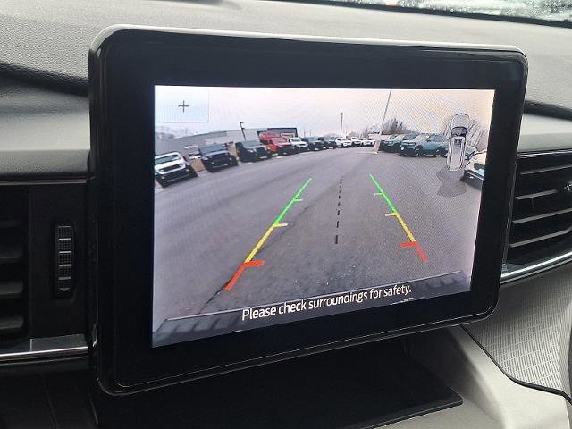 Certified 2022 Ford Explorer XLT w/ Equipment Group 202A image 18