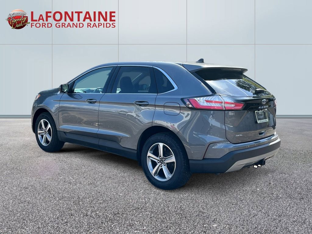Certified 2024 Ford Edge SEL w/ Convenience Package AWD/4WD image 5