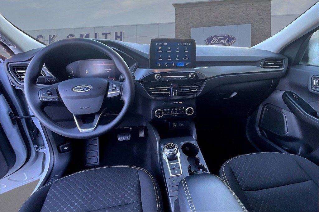 Certified 2025 Ford Escape Active AWD/4WD image 7