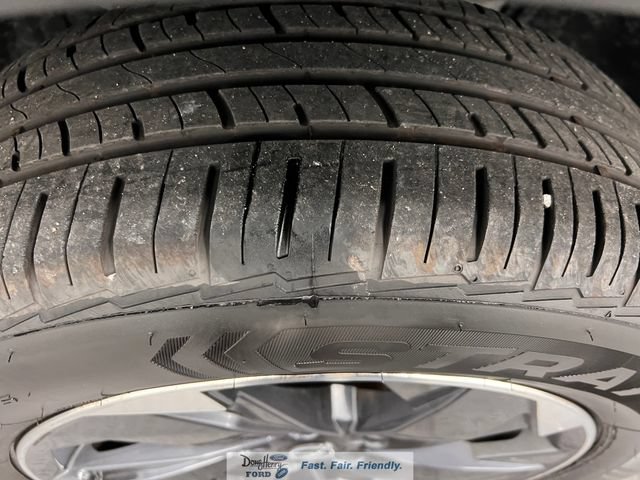 Used 2025 Nissan Rogue SV FWD image 18