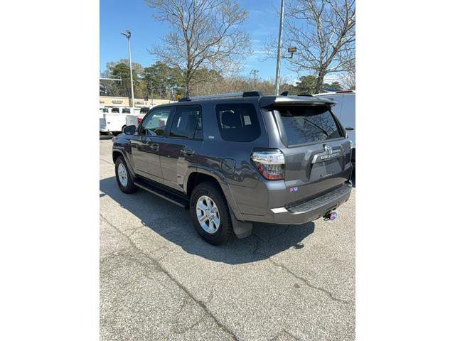 Used 2020 Toyota 4Runner SR5 Premium w/ Moonroof Package image 2