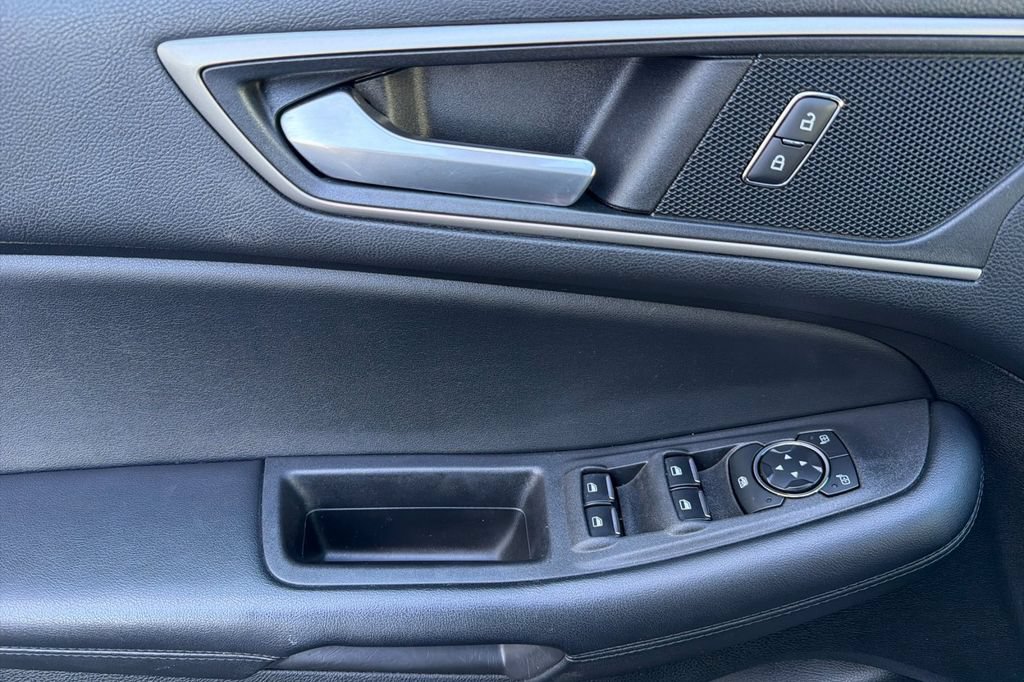 Certified 2022 Ford Edge SEL AWD/4WD image 10