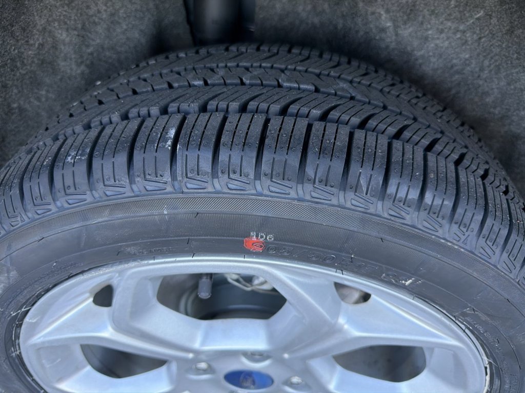 Certified 2021 Ford EcoSport SE w/ SE Appearance Package FWD image 30