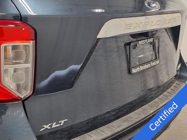 Certified 2023 Ford Explorer XLT w/ Equipment Group 202A AWD/4WD image 27