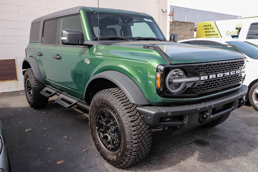 Certified 2024 Ford Bronco Wildtrak AWD/4WD image 2