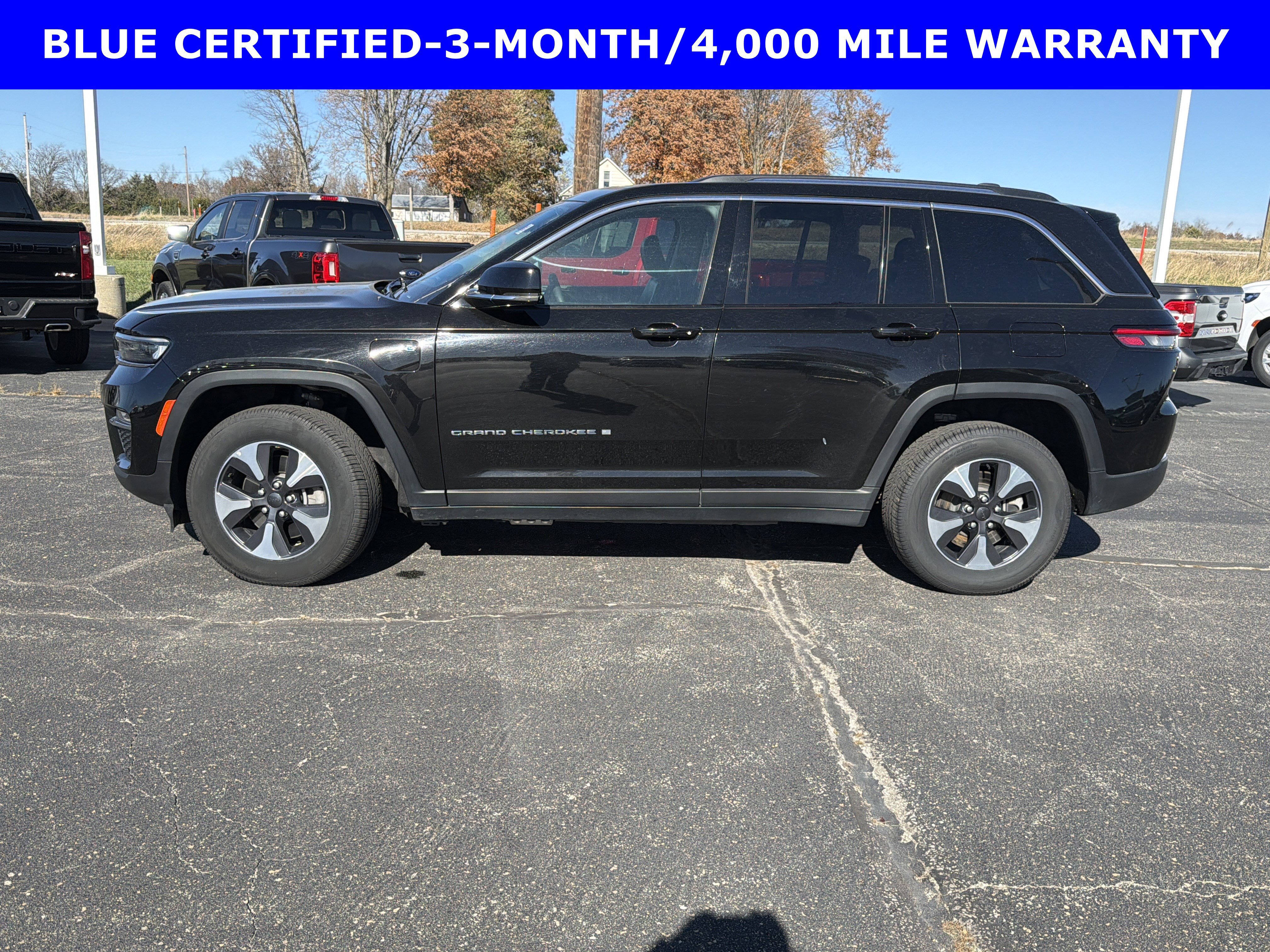 Used 2024 Jeep Grand Cherokee Limited 4xe image 2