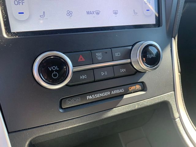 Certified 2024 Ford Edge SEL image 19