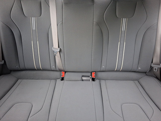 Used 2023 Hyundai Elantra SEL FWD image 19