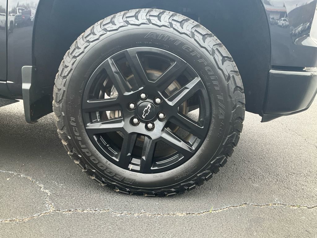 Used 2024 Chevrolet Silverado 1500 LT Trail Boss w/ Convenience Package II image 10