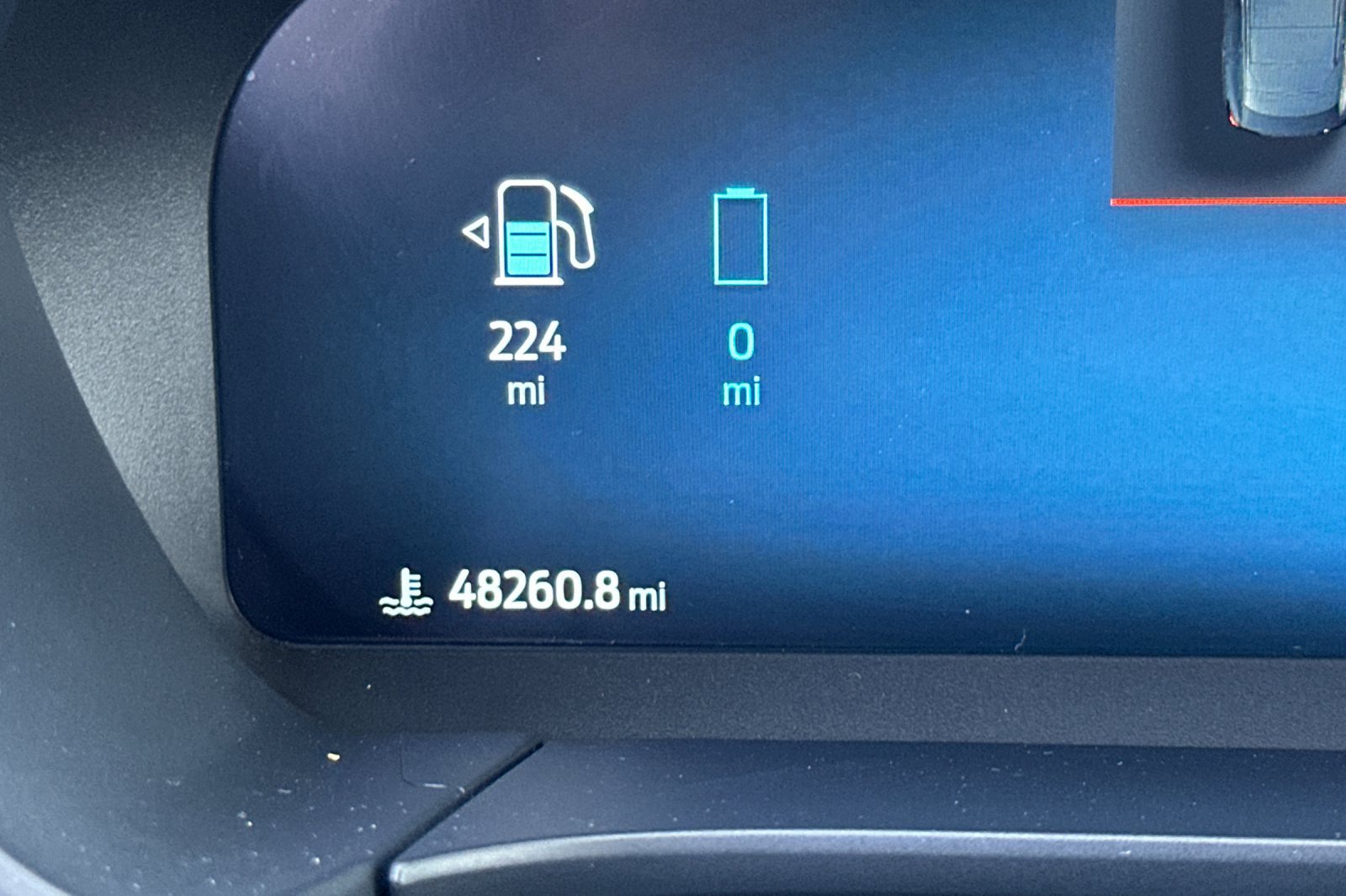 Certified 2023 Ford Escape SE w/ PHEV Premium Package FWD image 28