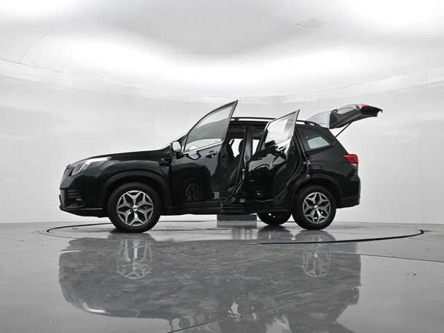 Used 2024 Subaru Forester Premium AWD/4WD image 57