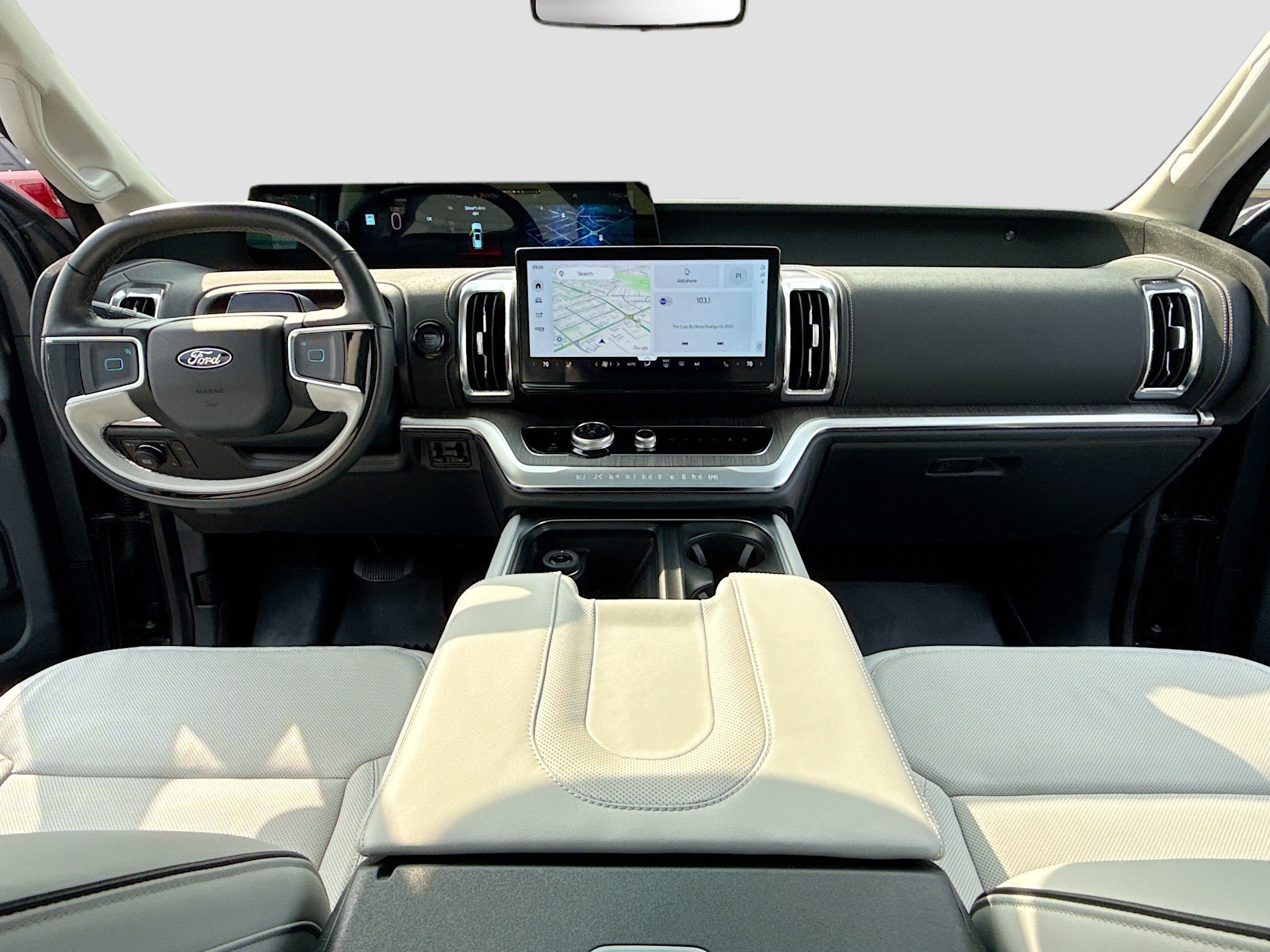 Certified 2025 Ford Expedition Platinum w/ Platinum Ultimate Package AWD/4WD image 3