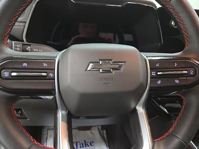 Used 2025 Chevrolet Colorado Z71 w/ Technology Package AWD/4WD image 16