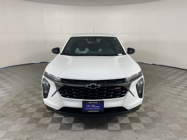 Used 2025 Chevrolet Trax RS w/ Driver Confidence Package FWD image 23
