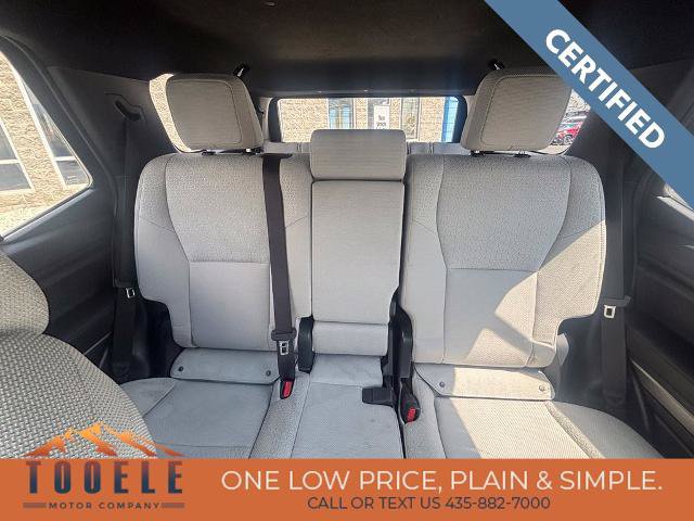 Used 2025 Toyota 4Runner SR5 AWD/4WD image 23