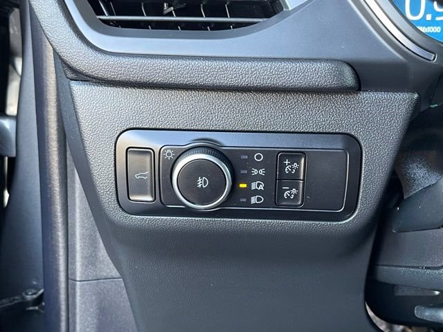 Certified 2025 Ford Escape Platinum AWD/4WD image 22
