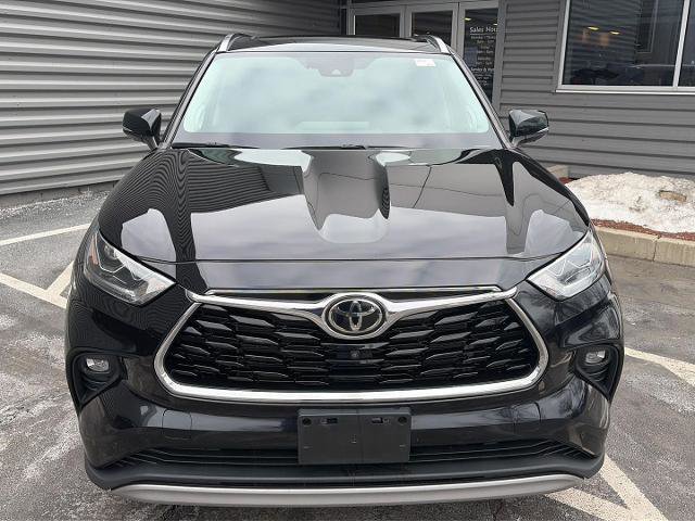 Used 2021 Toyota Highlander Platinum image 8