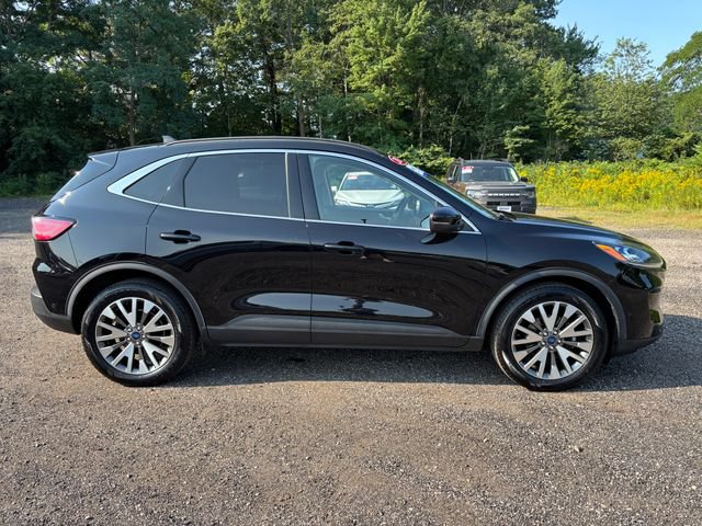 Certified 2020 Ford Escape Titanium AWD/4WD image 6