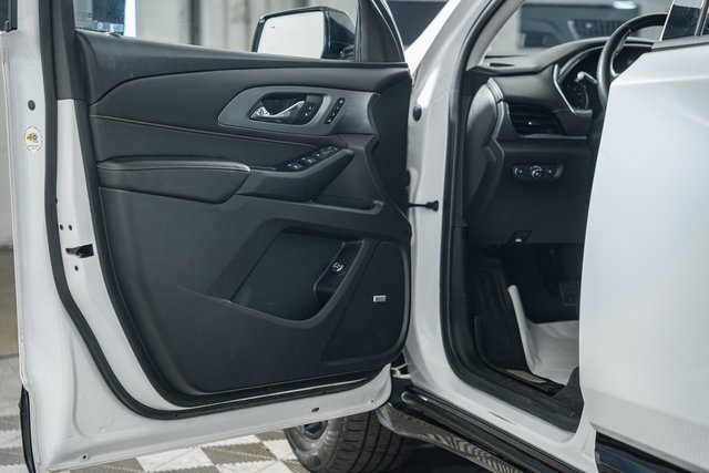 Used 2020 Chevrolet Traverse Premier w/ Redline Edition image 43