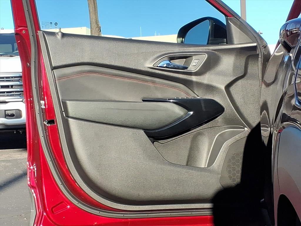 Used 2024 Chevrolet Trax RS image 20