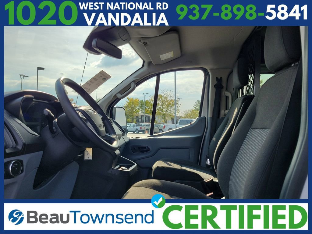 Certified 2019 Ford Transit 250 130 Low Roof w/ Exterior Upgrade Package image 15