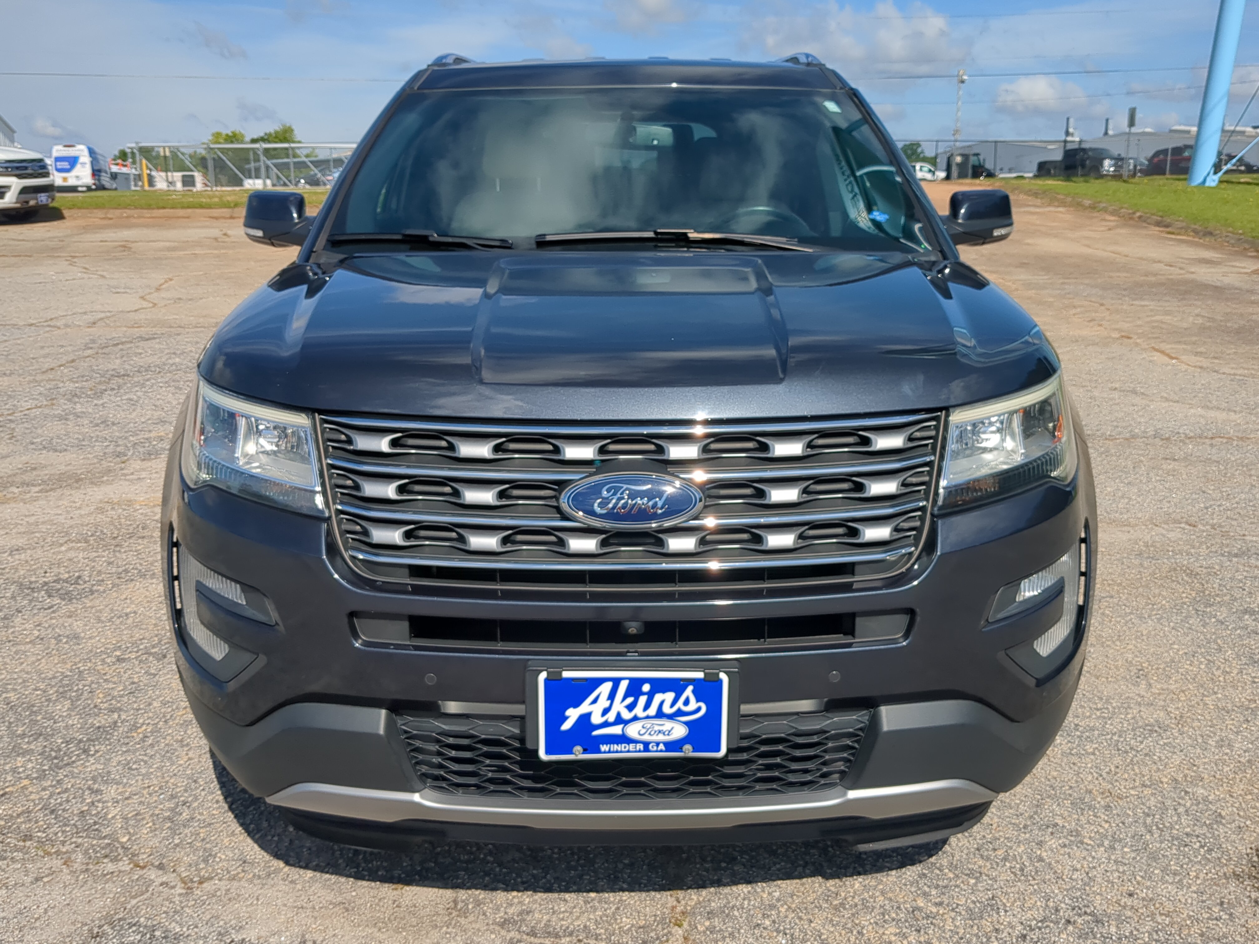Certified 2017 Ford Explorer Limited FWD image 7